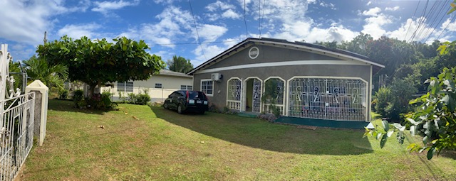 Rita's home, Jamaica, locals